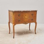 1603 4208 CHEST OF DRAWERS